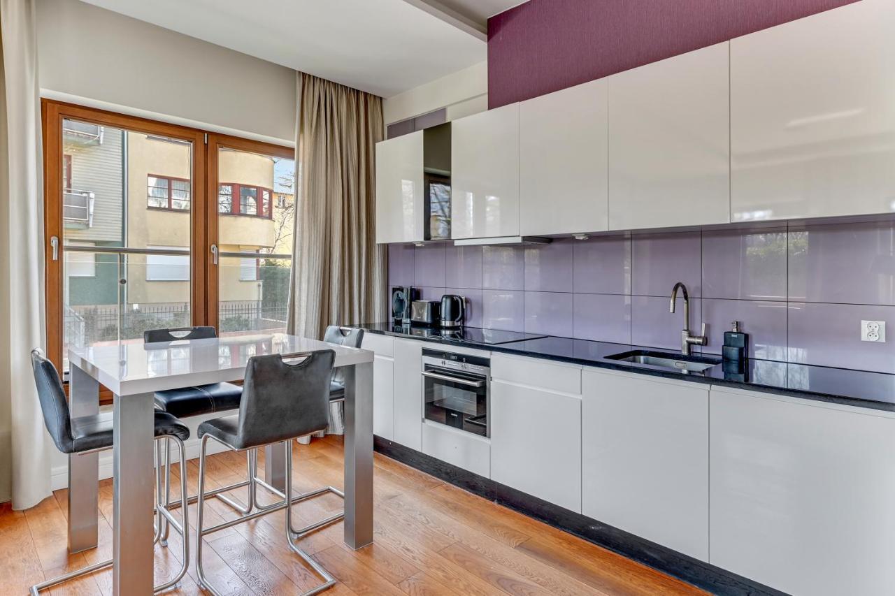 סופוט Executive Apartment With Sauna By Grand Apartments מראה חיצוני תמונה